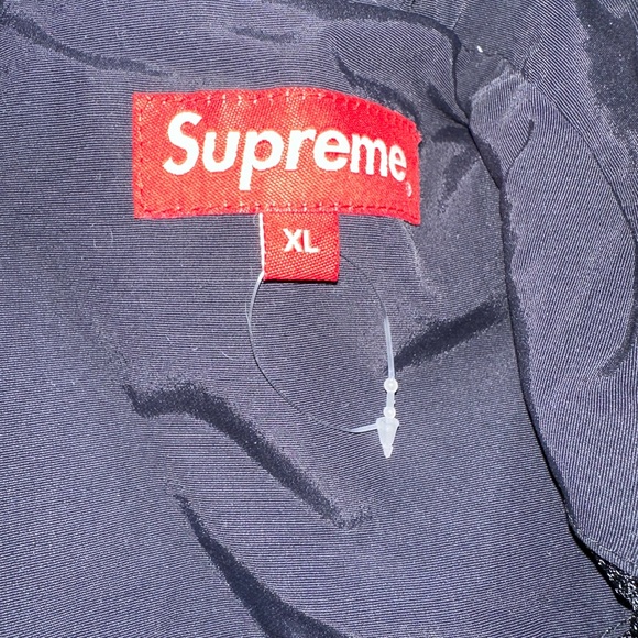 Supreme Dragon Rain Jacket—NWOT - Picture 5 of 9